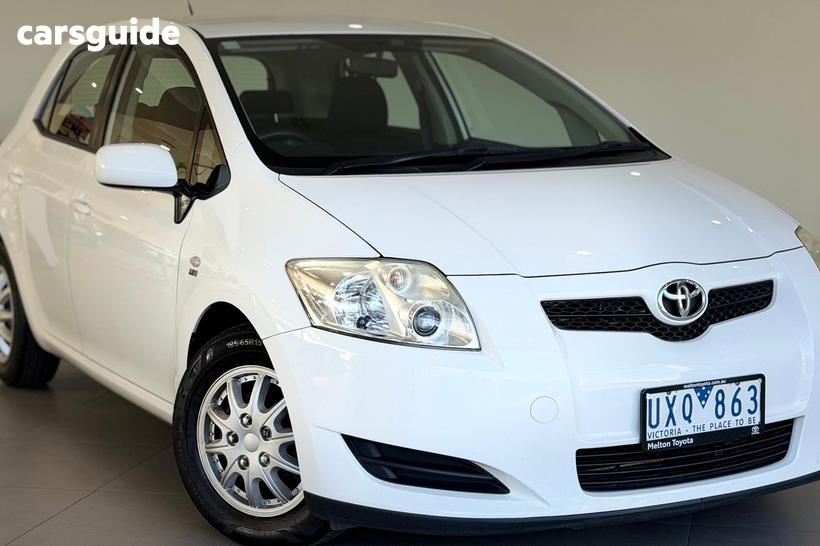 White 2007 Toyota Corolla Hatchback Ascent