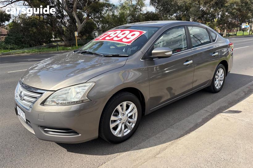 Silver 2013 Nissan Pulsar Sedan St