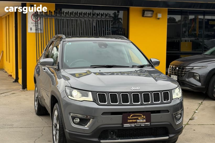 Grey 2020 Jeep Compass Wagon Limited (Awd)