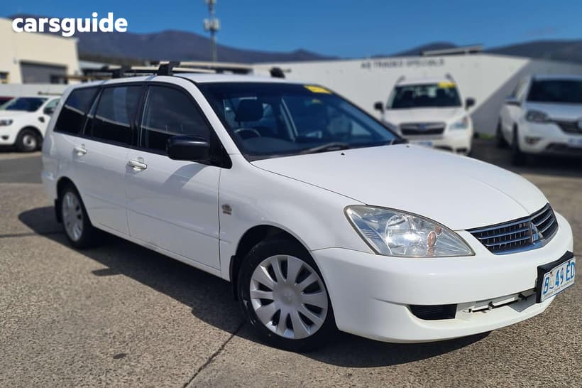 White 2007 Mitsubishi Lancer Wagon Es