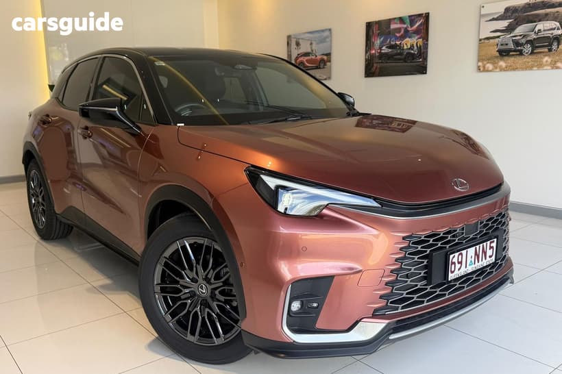 Bronze 2025 Lexus LBX Wagon Sports Luxury 2Wd Tt (Hybrid)