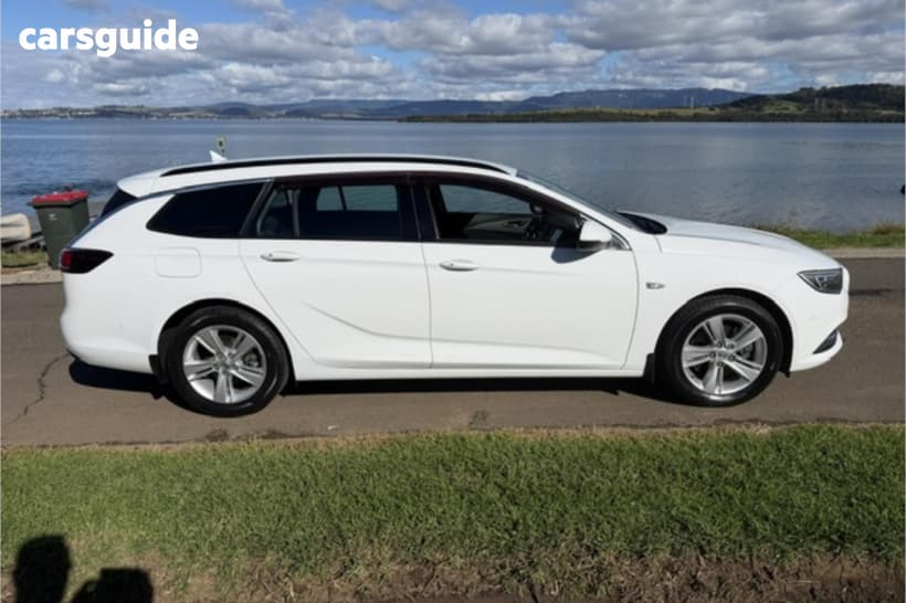 White 2017 Holden Commodore Sportswagon Lt