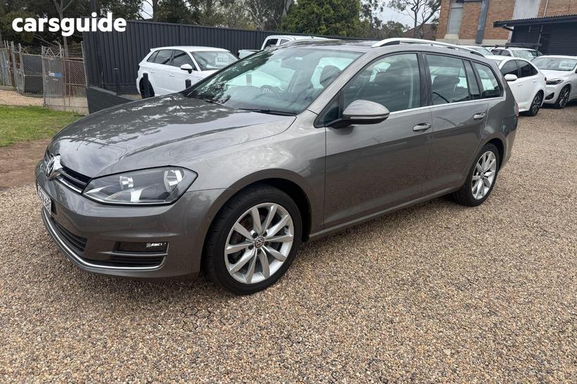 Grey 2015 Volkswagen Golf Wagon 110 Tdi Highline