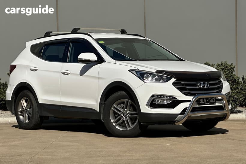 White 2017 Hyundai Santa FE Wagon Active Crdi (4X4)