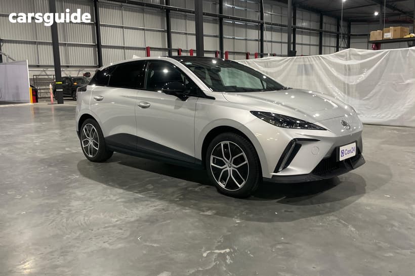 Silver 2023 MG MG4 Hatchback Essence 64