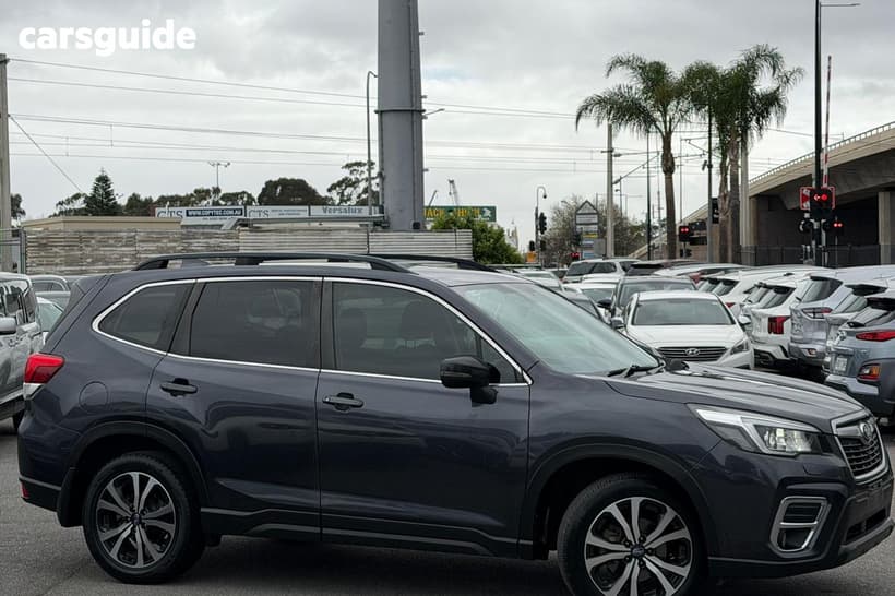 Grey 2019 Subaru Forester Wagon 2.5I Premium (Awd)