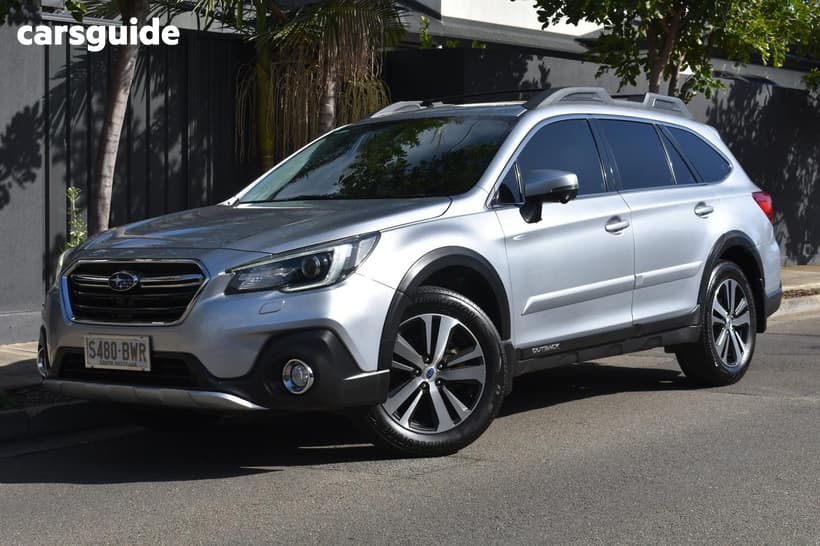 Silver 2018 Subaru Outback Wagon 2.5I Premium
