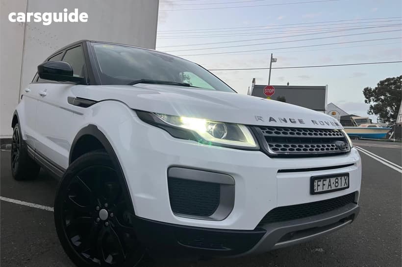 White 2015 Land Rover Range Rover Evoque Wagon Td4 180 Se