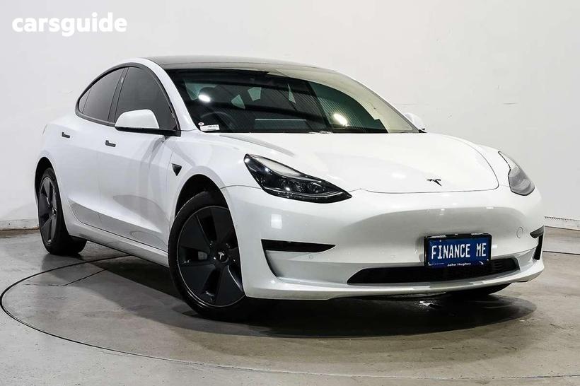 White 2022 Tesla Model 3 Sedan Rear-Wheel Drive