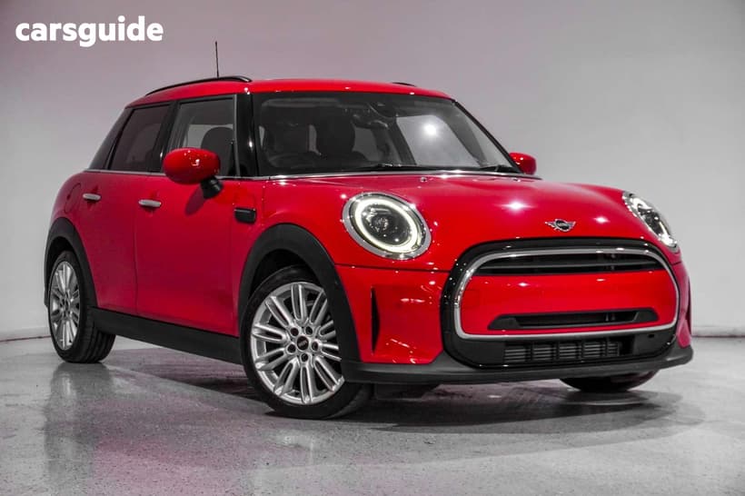 Red 2021 Mini Cooper Hatchback Classic 5D Hatch