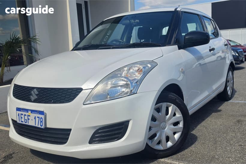 White 2013 Suzuki Swift Hatchback Ga