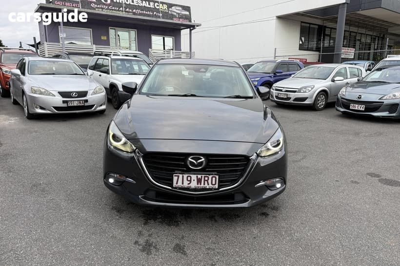 Grey 2016 Mazda 3 Sedan Sp25 Gt