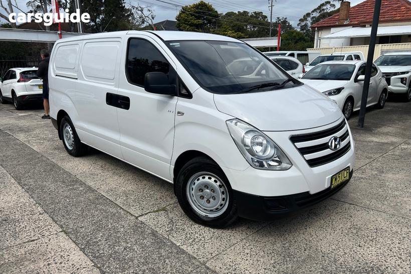 White 2018 Hyundai Iload Van 3S Twin Swing