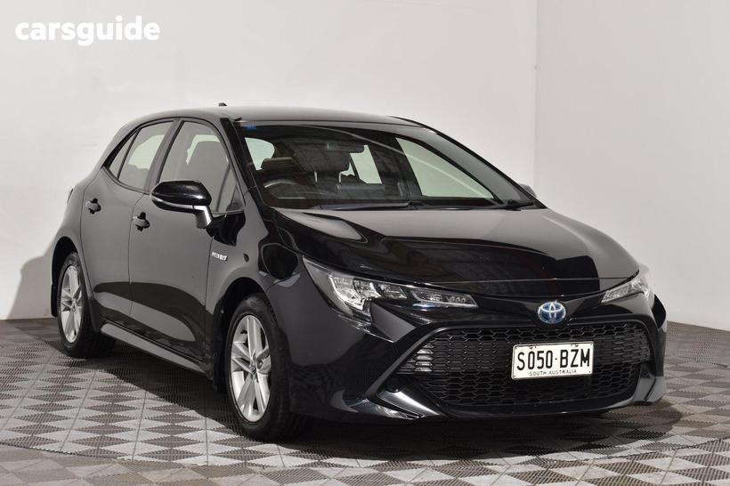 Black 2019 Toyota Corolla Hatchback Ascent Sport (Hybrid)