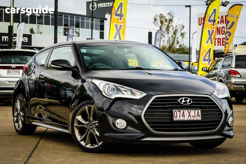Black 2017 Hyundai Veloster Coupe Sr Turbo
