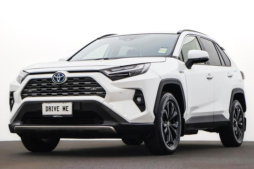 White 2023 Toyota RAV4 Wagon Cruiser (Awd) Hybrid
