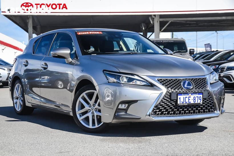 2017 Lexus CT200H Hatchback Sports Luxury