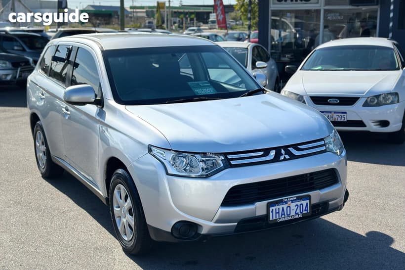 Silver 2012 Mitsubishi Outlander SUV ES (4X4) ZJ