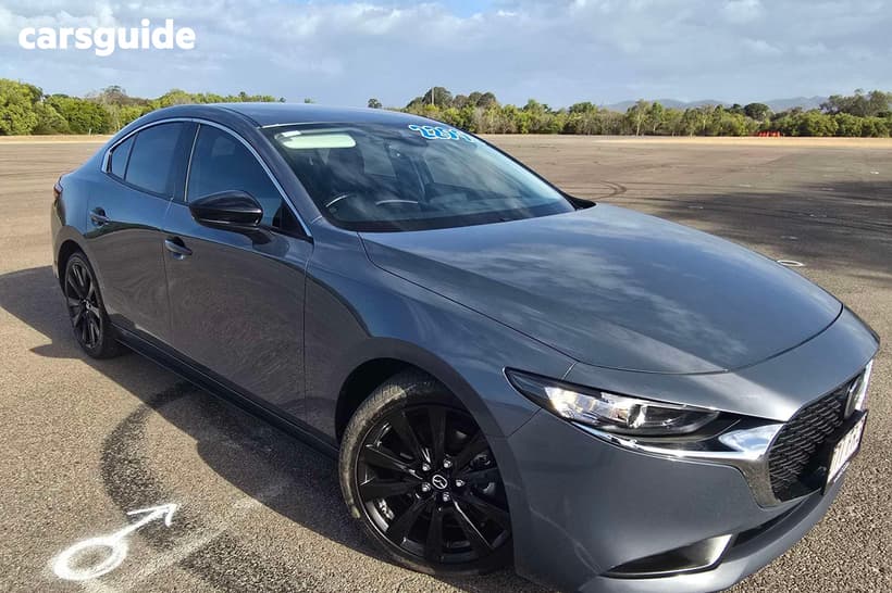 Grey 2022 Mazda 3 Sedan G25 Evolve Sp