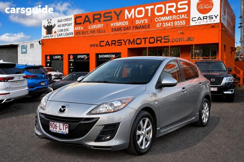 Silver 2009 Mazda 3 Hatchback Maxx Sport