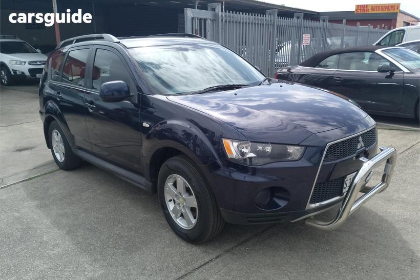 Blue 2012 Mitsubishi Outlander Wagon Ls
