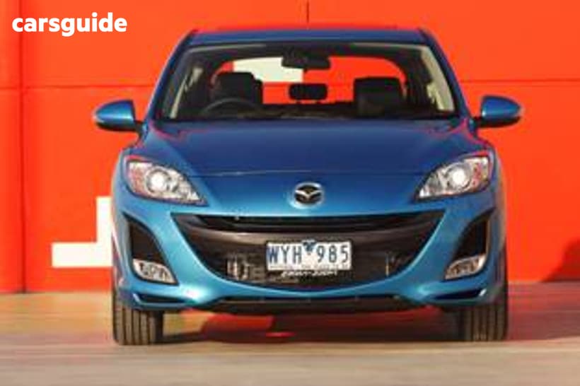 Grey 2009 Mazda 3 Sedan Sp25