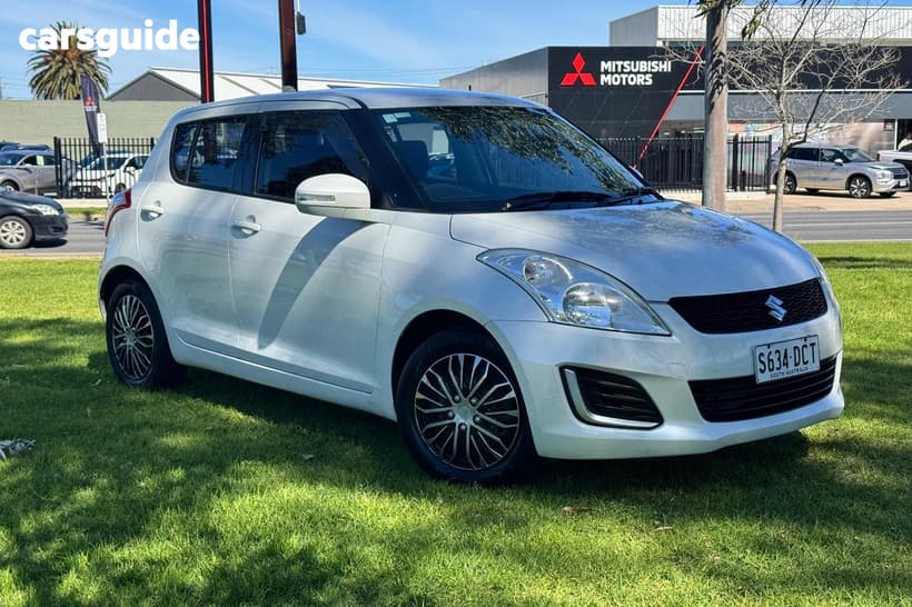 White 2016 Suzuki Swift Hatchback Gl
