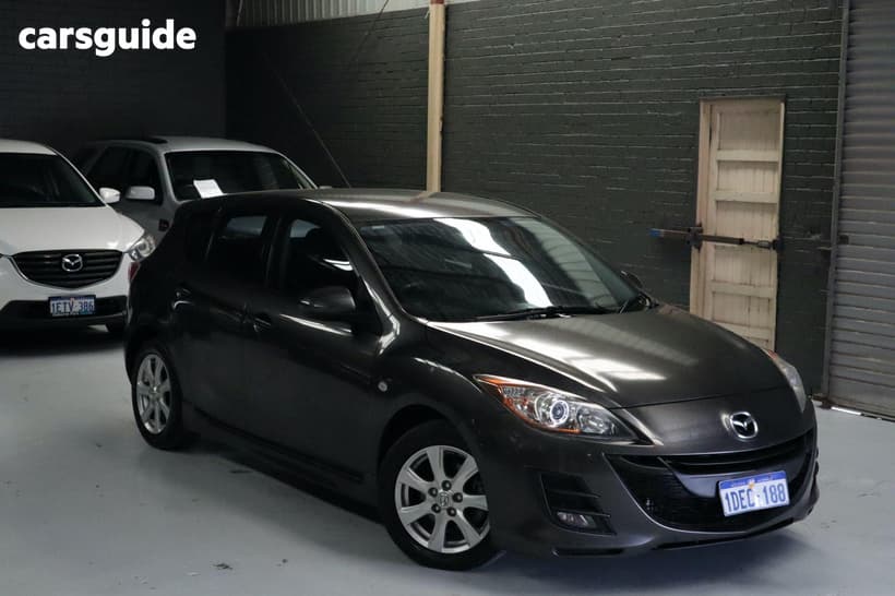 Grey 2009 Mazda 3 Hatchback Maxx Sport