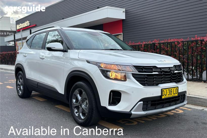 White 2023 Kia Seltos Wagon S (Fwd)