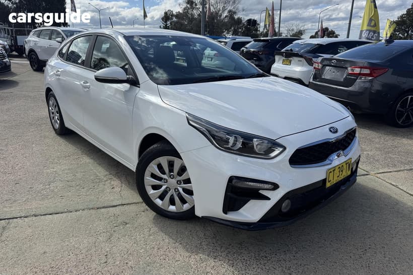 White 2019 Kia Cerato Hatchback S