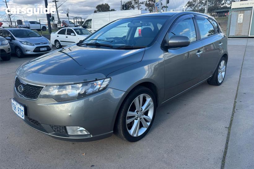 Silver 2011 Kia Cerato Hatchback Sli