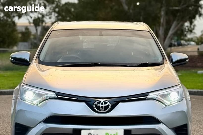 Silver 2017 Toyota RAV4 Wagon Gx (4X4)