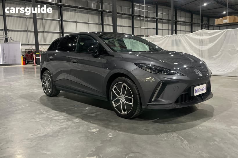 Grey 2023 MG MG4 Hatchback Essence 64