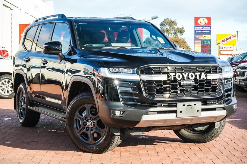 Black 2026 Toyota Landcruiser Wagon Lc300 Gr-S (4X4)