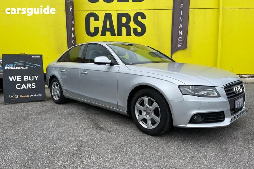 Silver 2010 Audi A4 SUV 2.0 TDI AVANT B8 (8K)