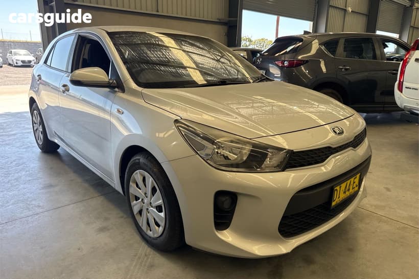 Silver 2018 Kia RIO Hatchback S