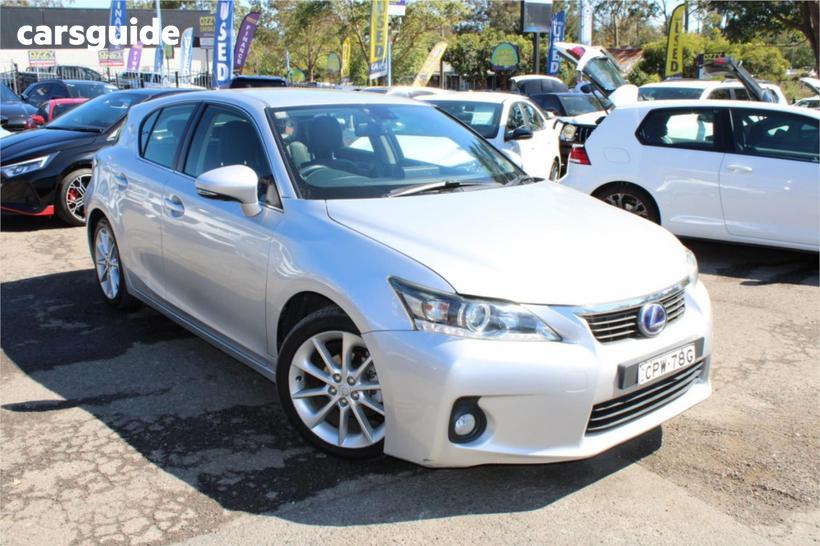 Silver 2013 Lexus CT200H Hatchback Luxury