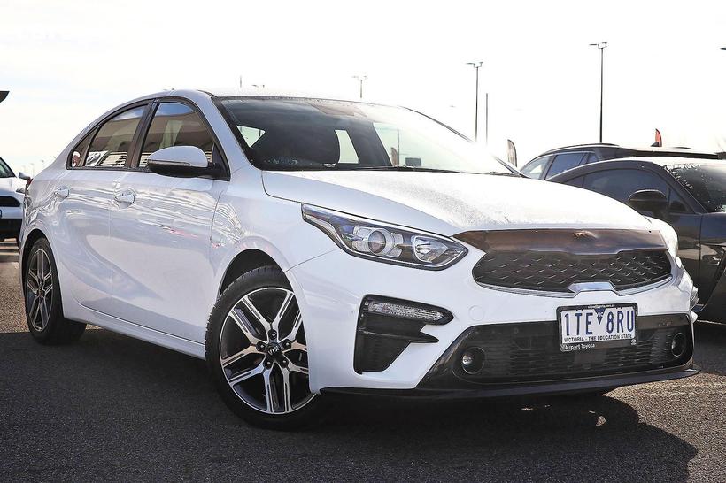 White 2019 Kia Cerato Sedan Sport+ Safety Pack