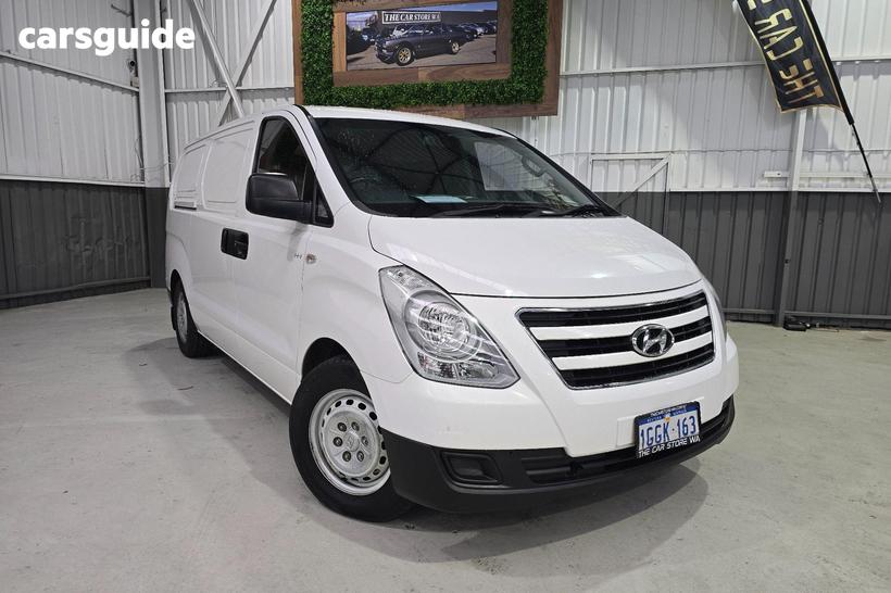 White 2017 Hyundai Iload Van