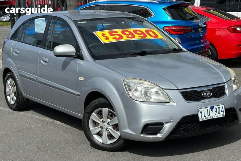 2011 Kia RIO Hatchback S