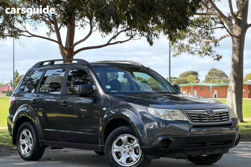 Grey 2009 Subaru Forester Wagon X