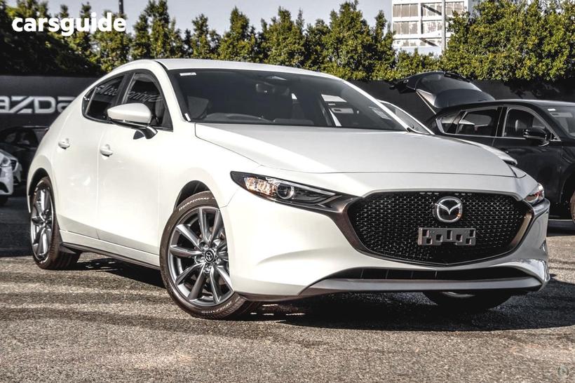 White 2026 Mazda Mazda3 Hatchback G20 Evolve