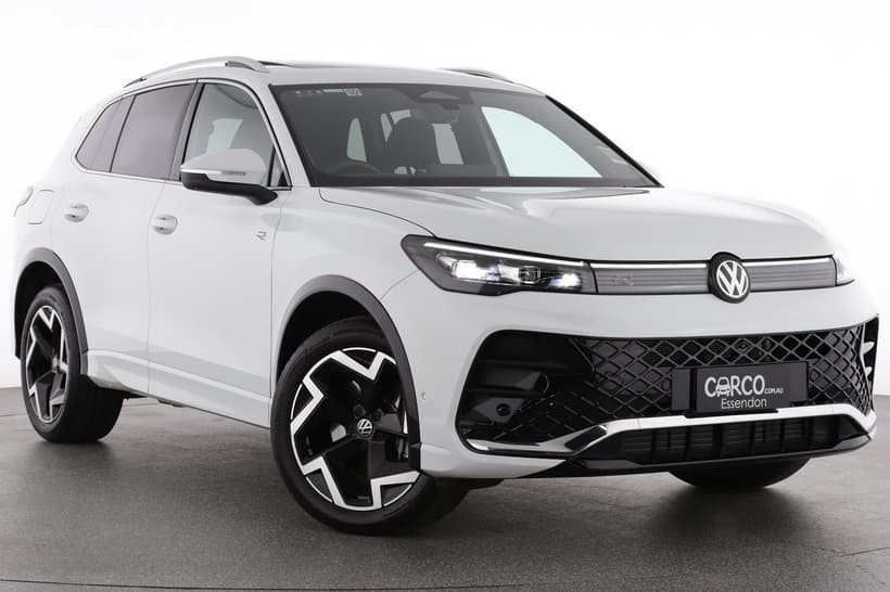 White 2025 Volkswagen Tiguan Wagon 150Tsi R-Line