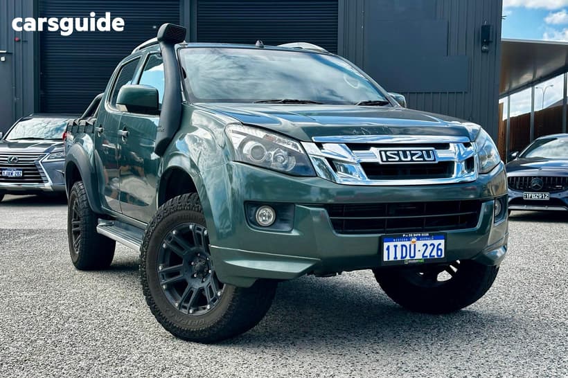 Green 2013 Isuzu D-MAX Crew Cab Utility Ls-M Hi-Ride (4X4)