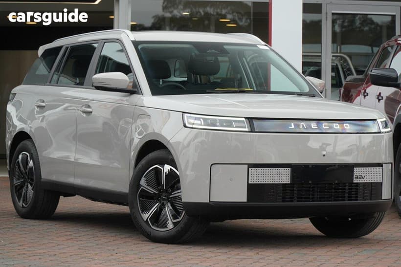 Grey 2026 Jaecoo J5 Wagon Summit Ev