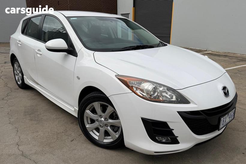 White 2010 Mazda 3 Hatchback Diesel