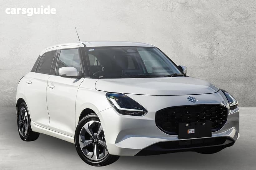 White 2026 Suzuki Swift Hatchback Hybrid Glx
