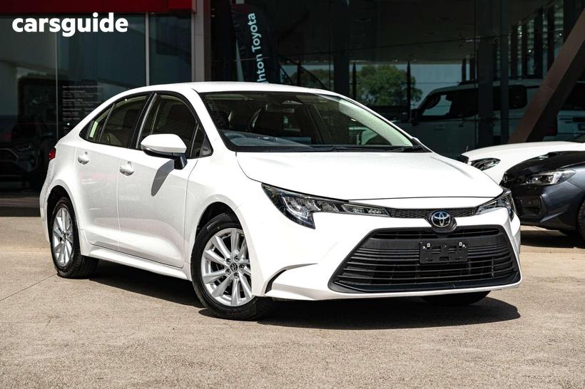 White 2024 Toyota Corolla Hatchback Ascent Sport