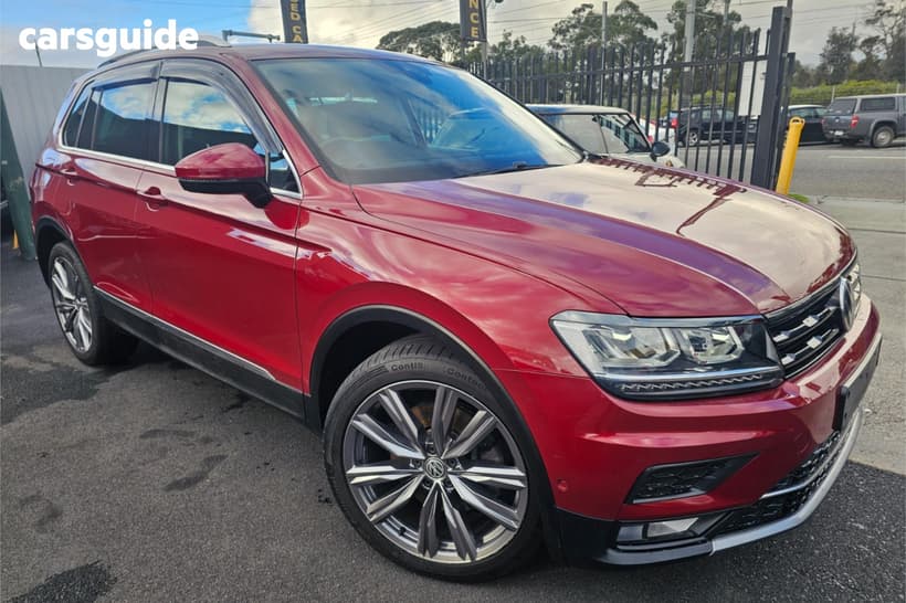 Red 2018 Volkswagen Tiguan Wagon 162 Tsi Sportline