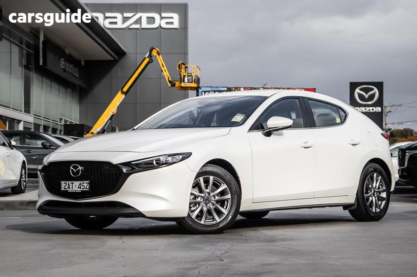 White 2025 Mazda 3 Hatchback G20 Pure